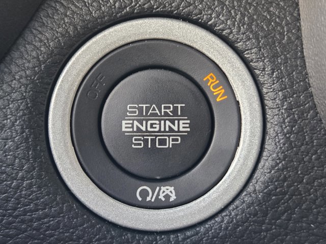 Used 2025 RAM 1500 Laramie w/ Sport Appearance Package image 9