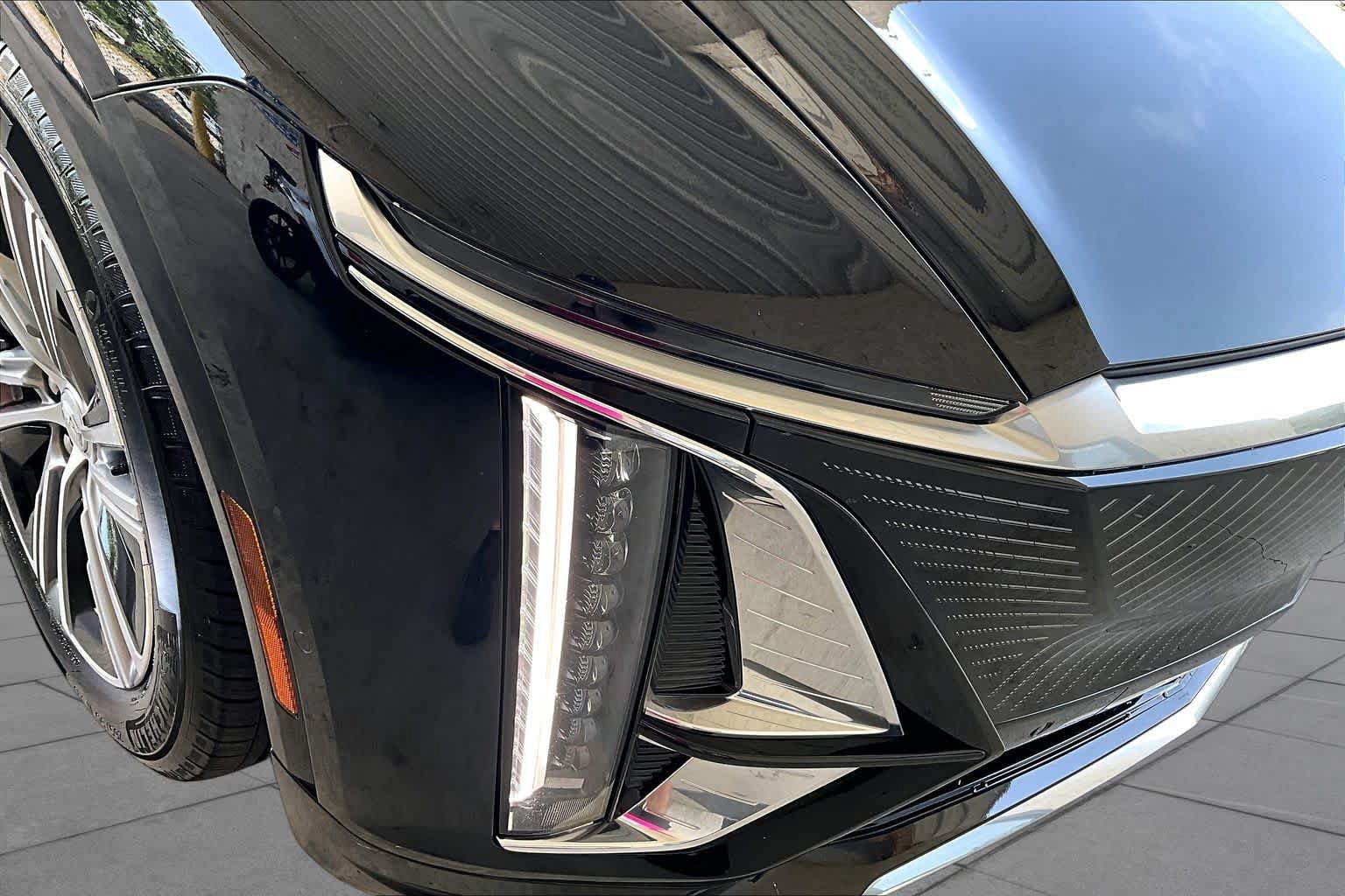 Used 2025 Cadillac Lyriq Luxury RWD image 27