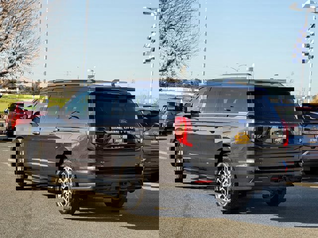 Certified 2025 Ford Expedition Max Active image 3