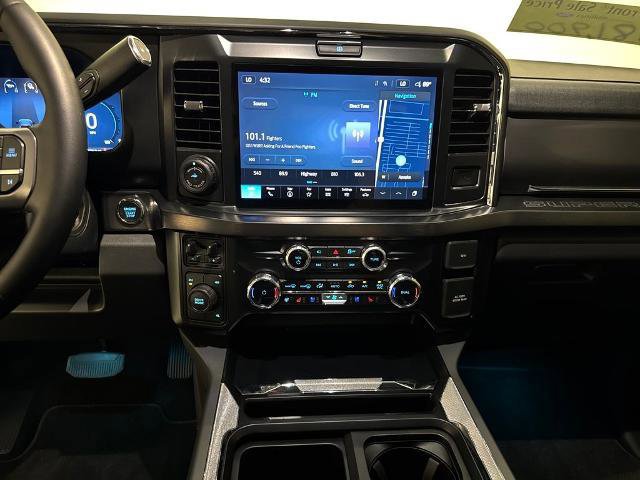 Certified 2025 Ford F350 Lariat w/ Lariat Ultimate Package image 27
