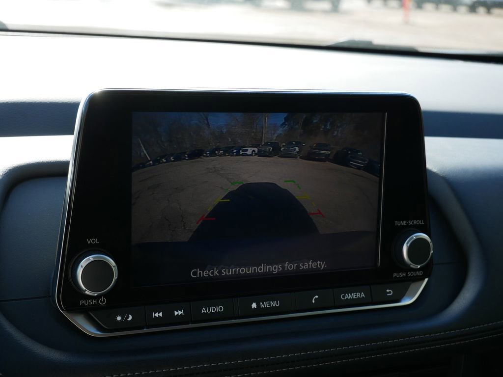Used 2024 Nissan Rogue S FWD image 26
