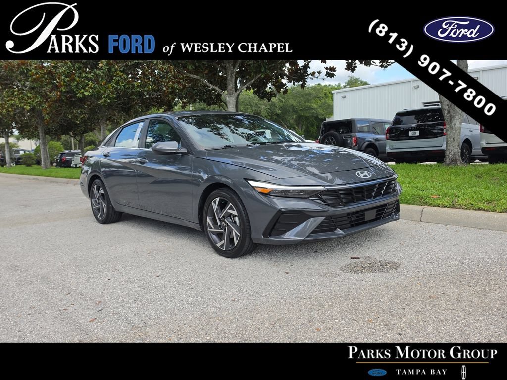 Used 2025 Hyundai Elantra SEL FWD video 1