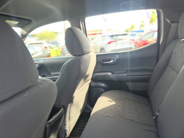 Used 2018 Toyota Tacoma TRD Sport RWD image 15
