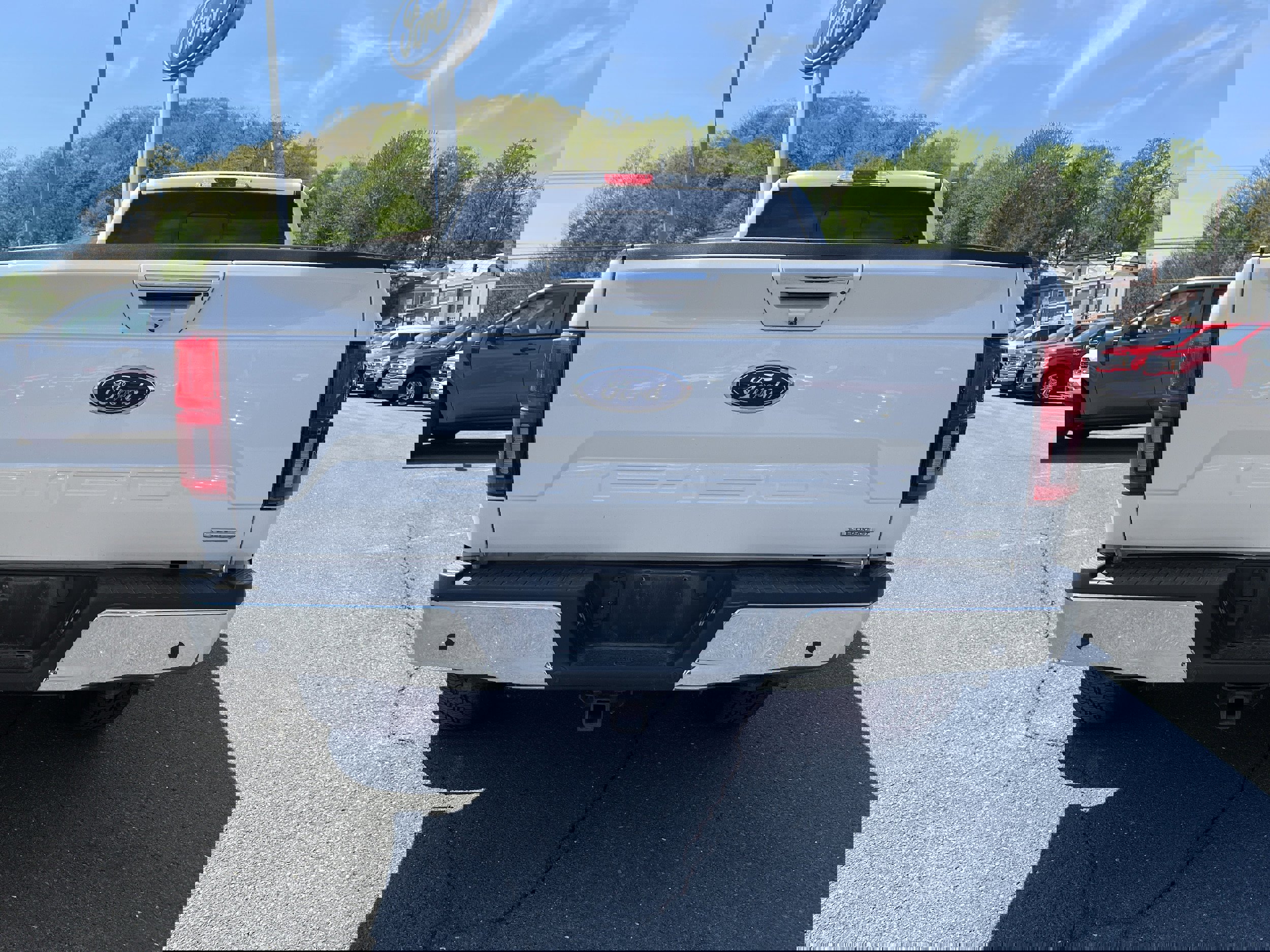 Certified 2019 Ford F150 Lariat w/ Equipment Group 502A Luxury image 6