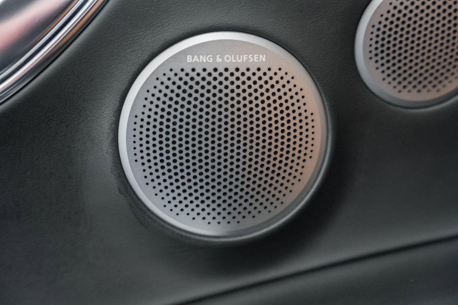 Used 2025 Genesis GV80 2.5T Prestige image 49