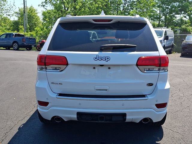 Used 2017 Jeep Grand Cherokee Overland AWD/4WD image 11
