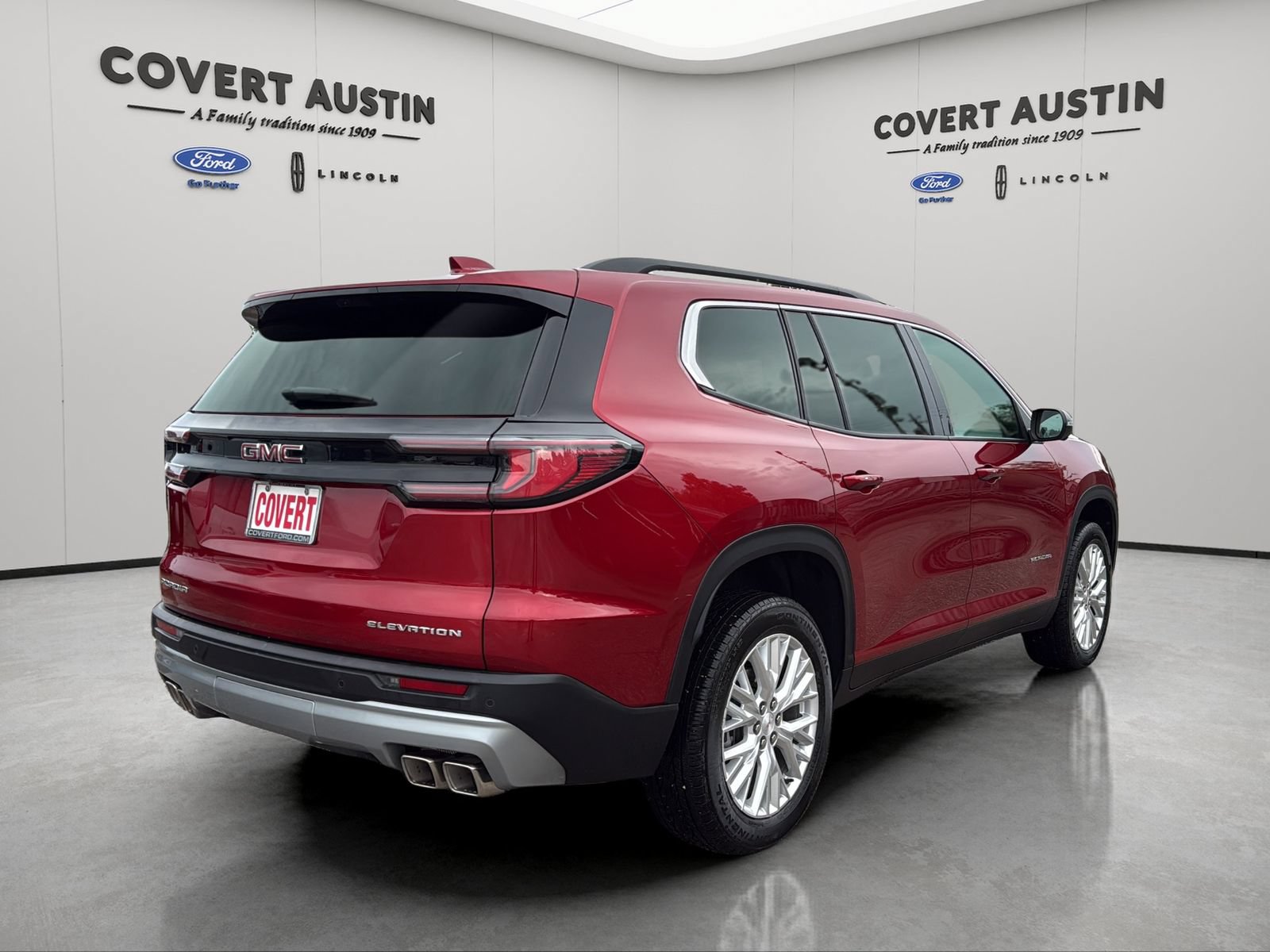 Used 2026 GMC Acadia Elevation w/ Elevation Premium Package FWD image 6