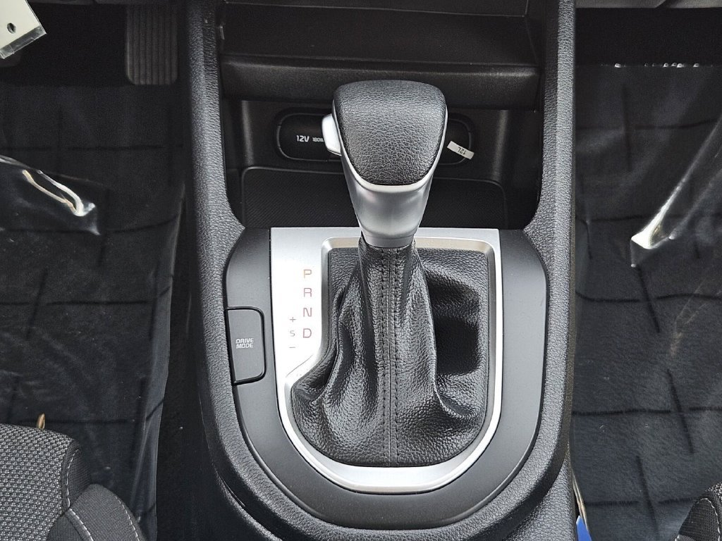 Used 2024 Kia Forte LXS FWD image 26