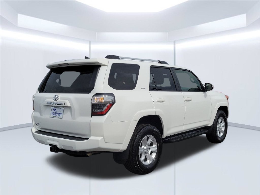 Used 2024 Toyota 4Runner SR5 Premium w/ Moonroof Package AWD/4WD image 5
