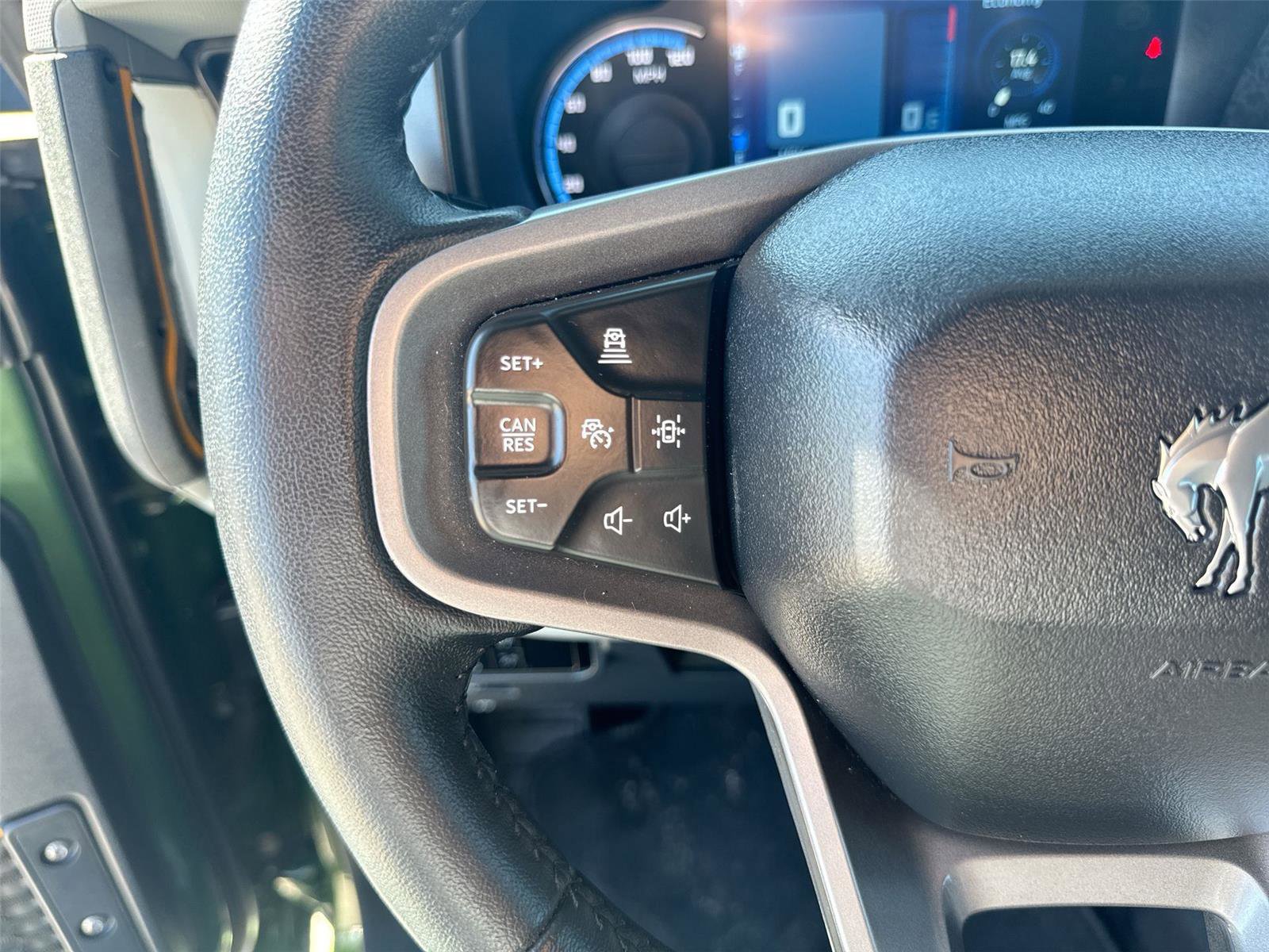 Certified 2023 Ford Bronco Badlands image 5