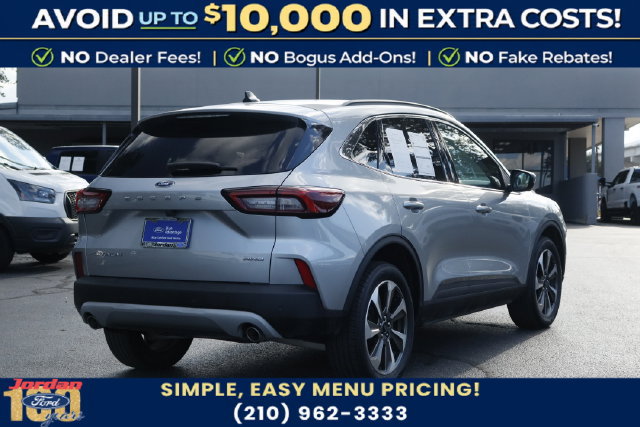 Certified 2023 Ford Escape Platinum AWD/4WD image 6