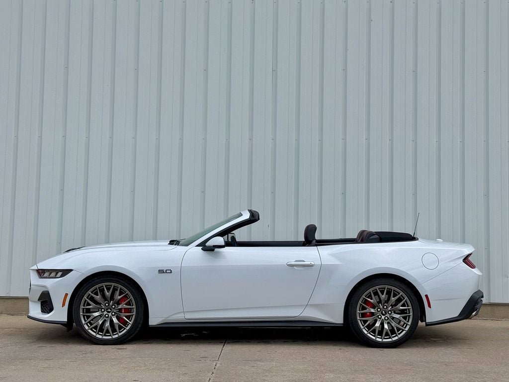 Certified 2024 Ford Mustang GT Premium RWD image 3