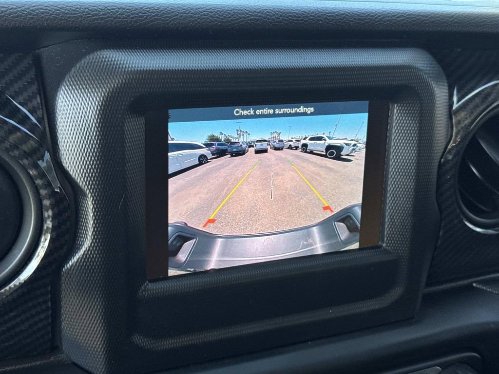 Used 2021 Jeep Gladiator Sport AWD/4WD image 17