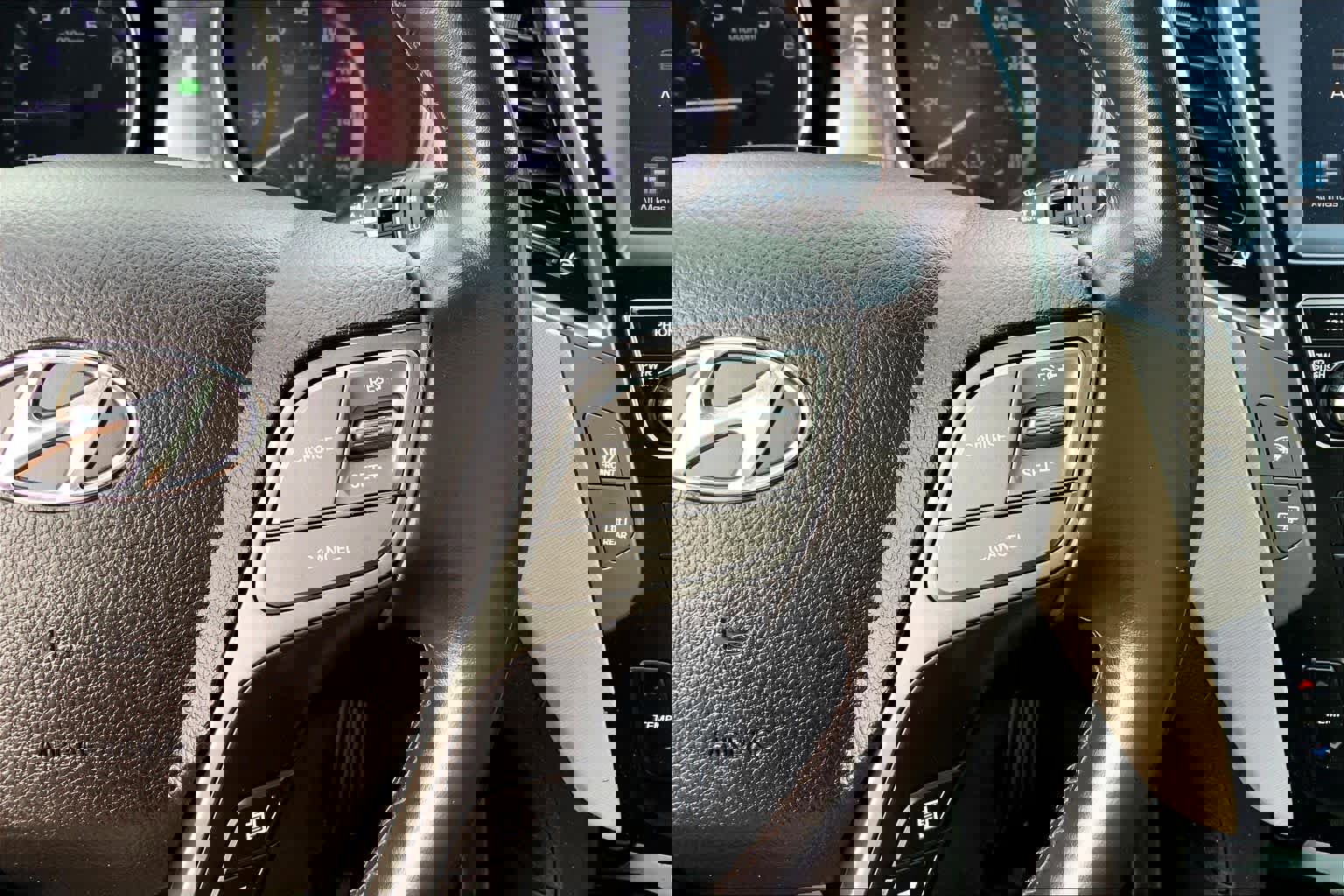 Used 2017 Hyundai Santa Fe Sport image 21