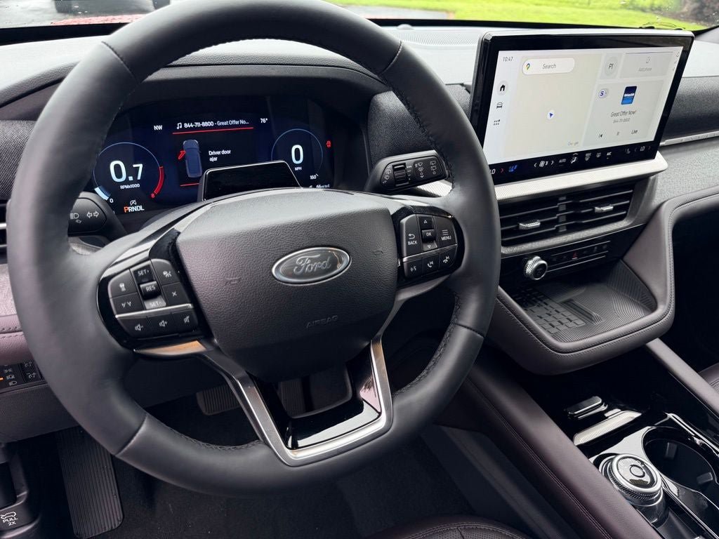 Certified 2025 Ford Explorer Platinum RWD image 25