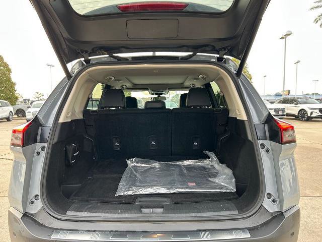 Used 2023 Nissan Rogue SL image 9