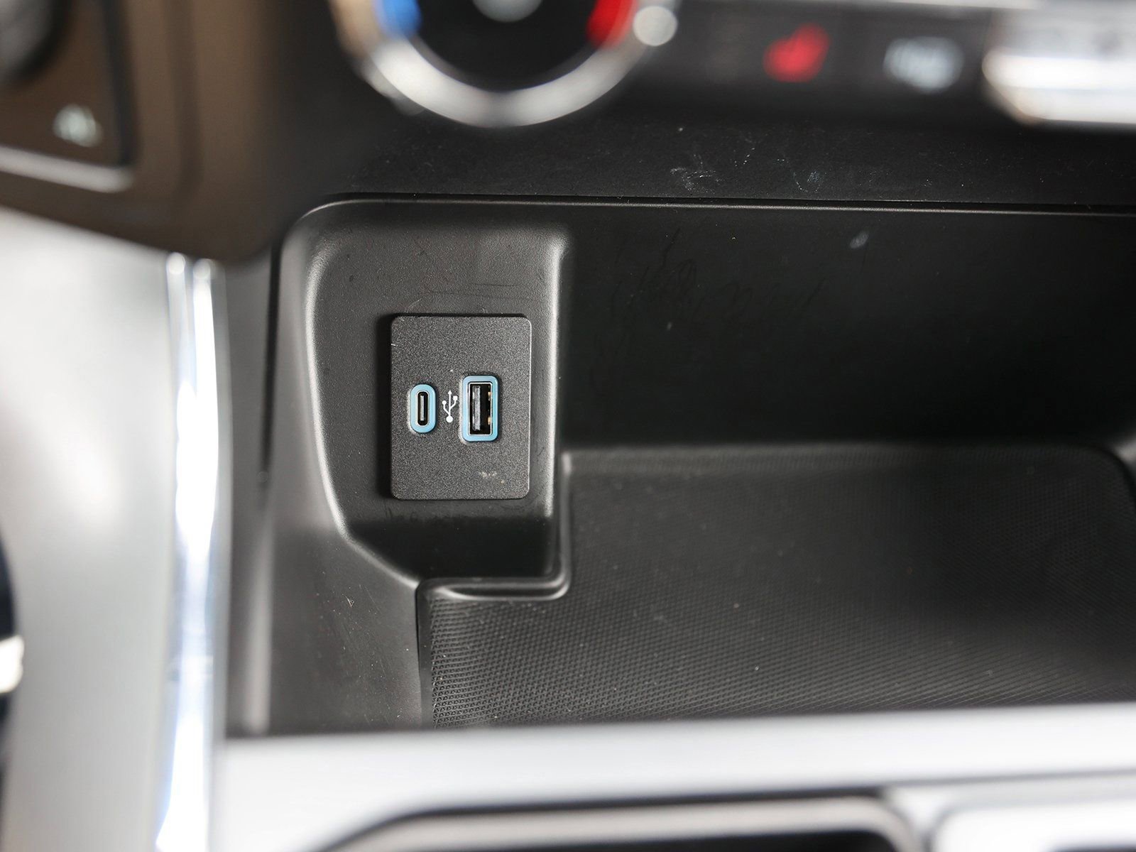 Certified 2022 Ford F150 XLT w/ Equipment Group 302A High image 31