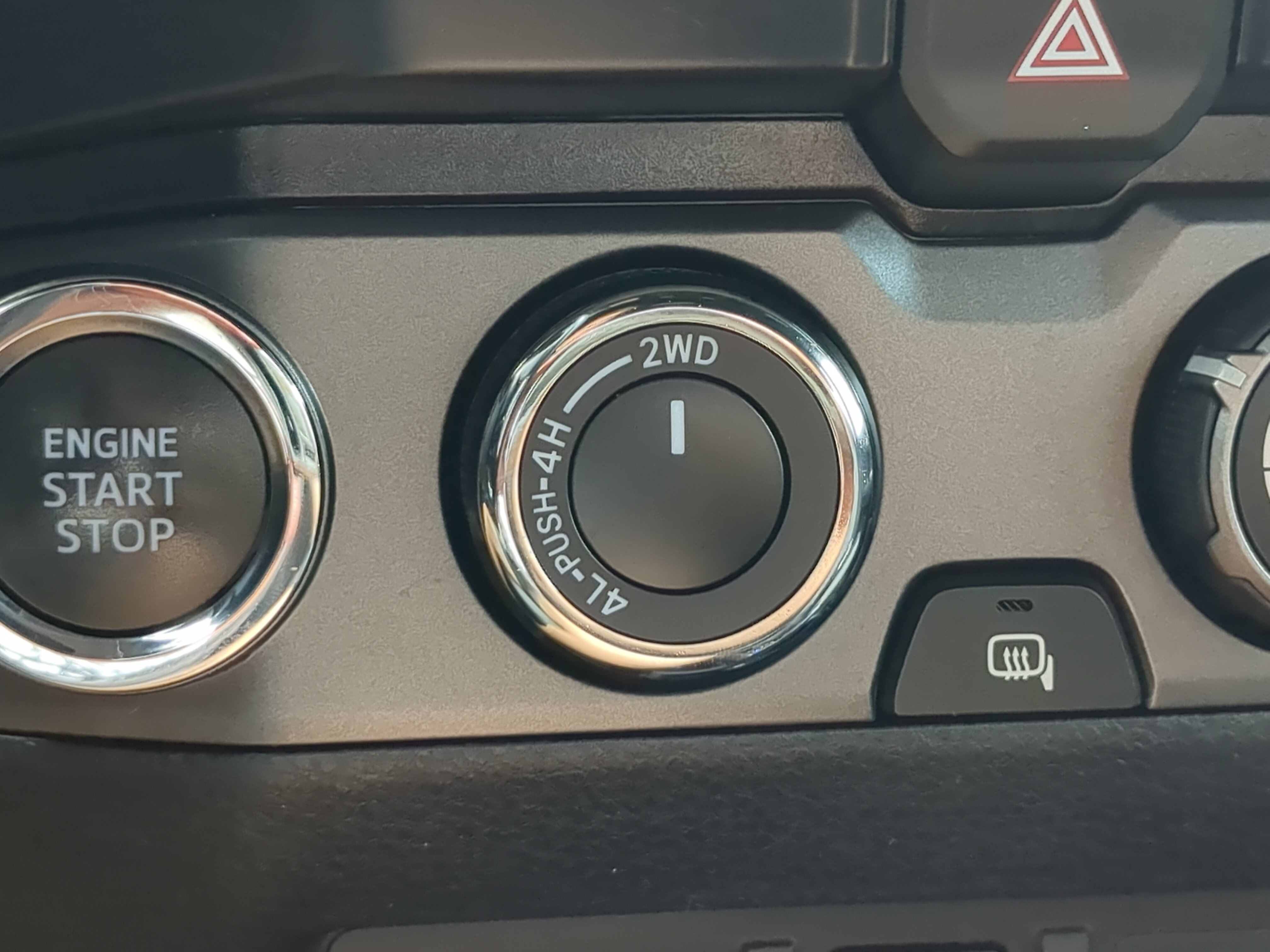 Used 2020 Toyota Tacoma TRD Off-Road AWD/4WD image 20