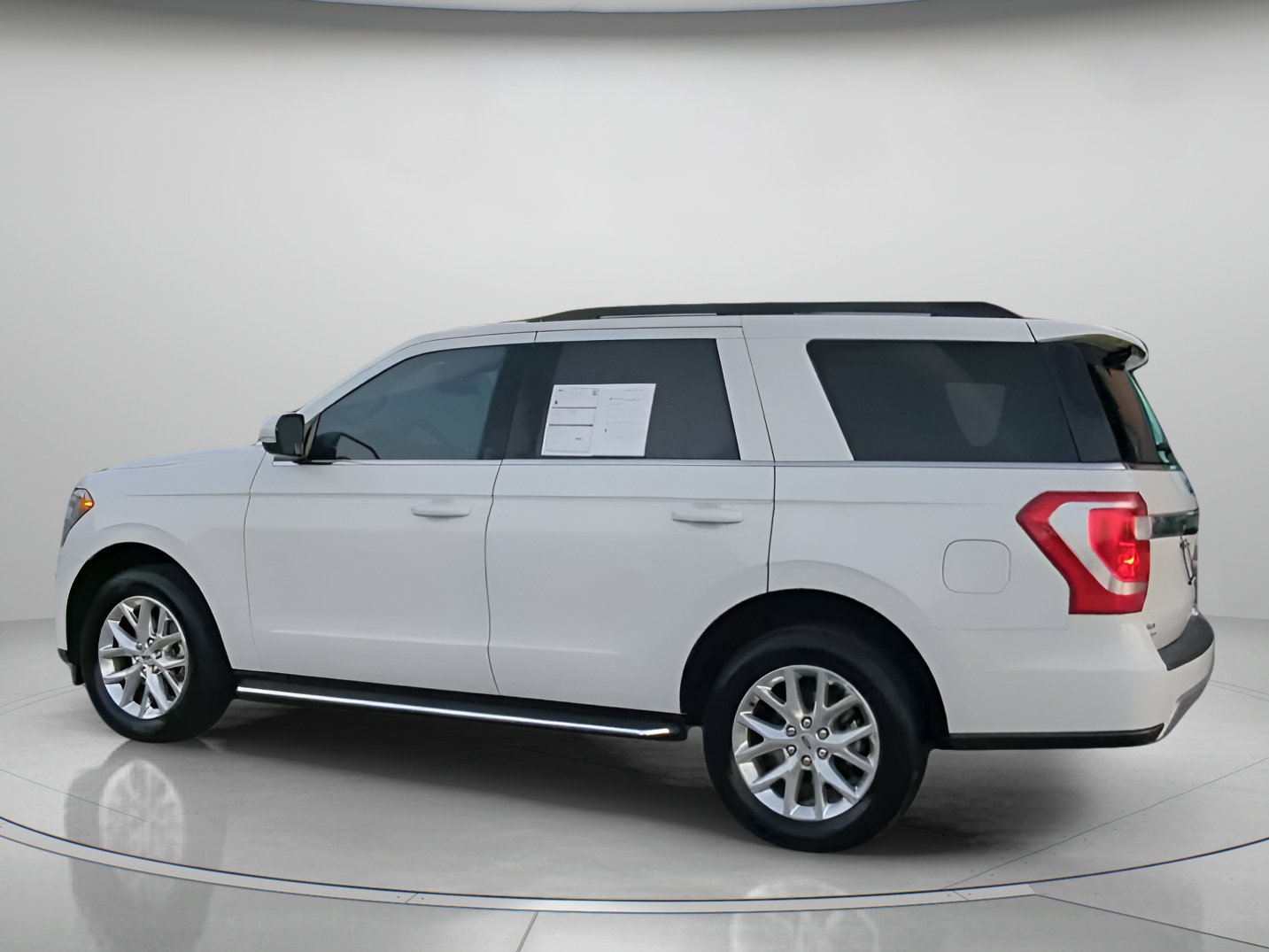 Certified 2021 Ford Expedition XLT RWD image 19