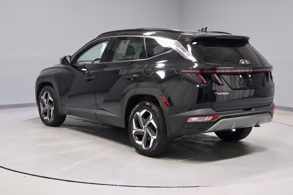 Used 2024 Hyundai Tucson Limited AWD/4WD image 10