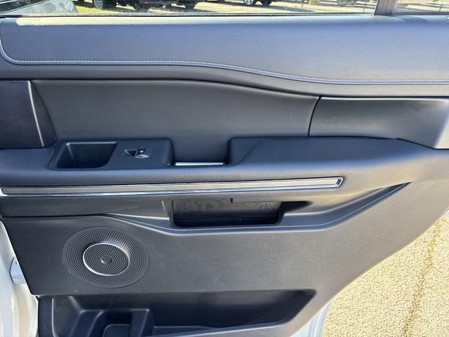 Certified 2024 Ford Expedition XLT image 20