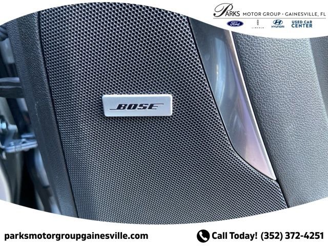 Used 2024 Chevrolet Suburban LT image 16