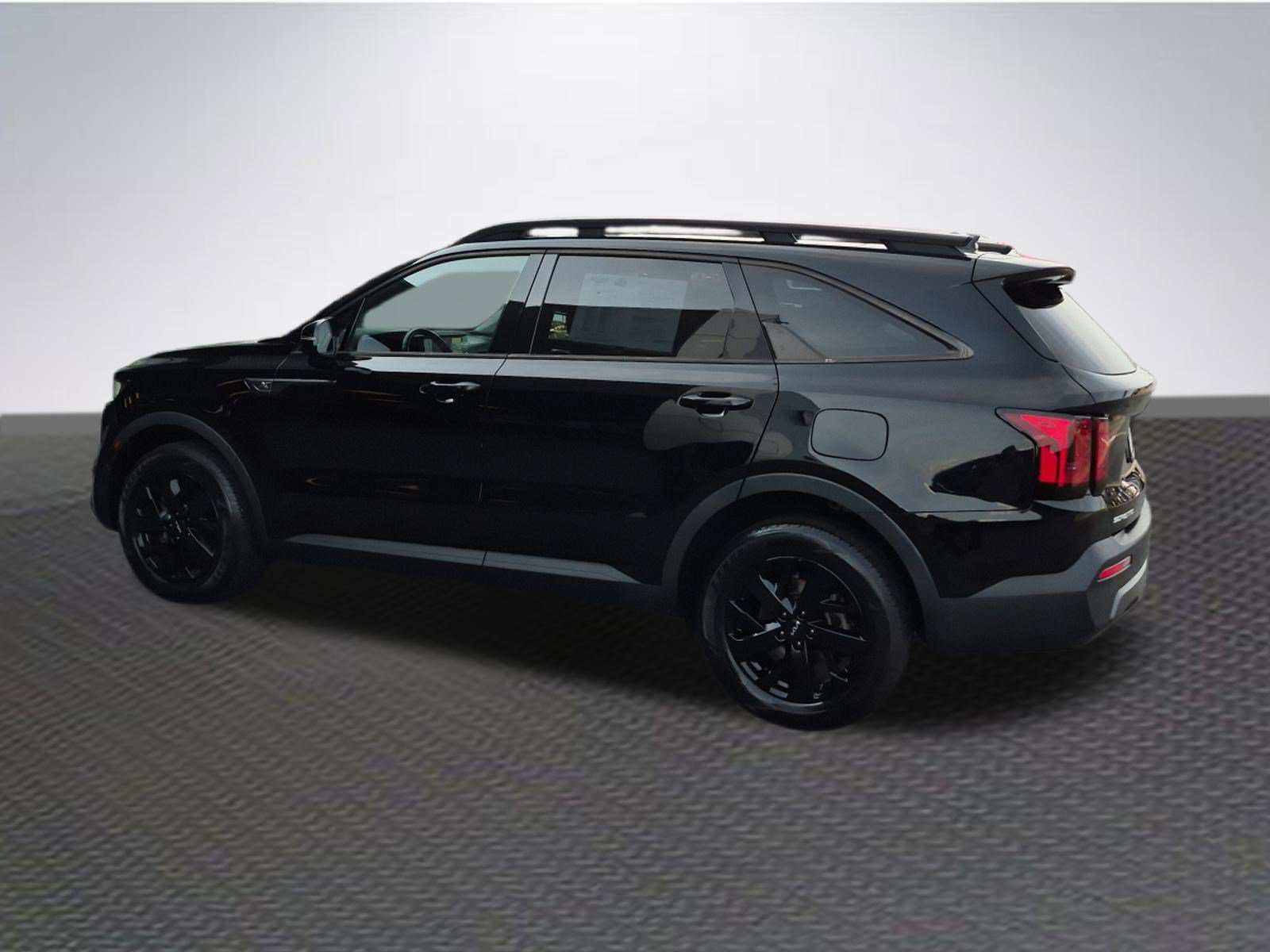 Used 2023 Kia Sorento S w/ Panoramic Sunroof Package AWD/4WD image 5