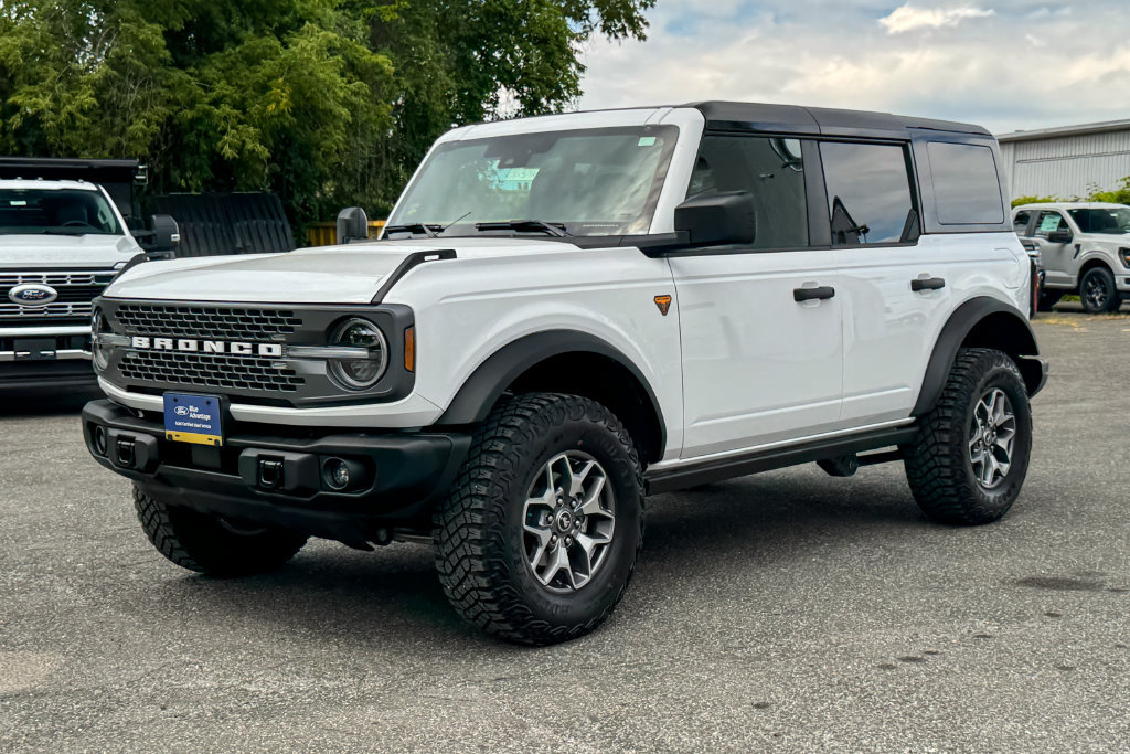 Certified 2025 Ford Bronco Badlands AWD/4WD image 7