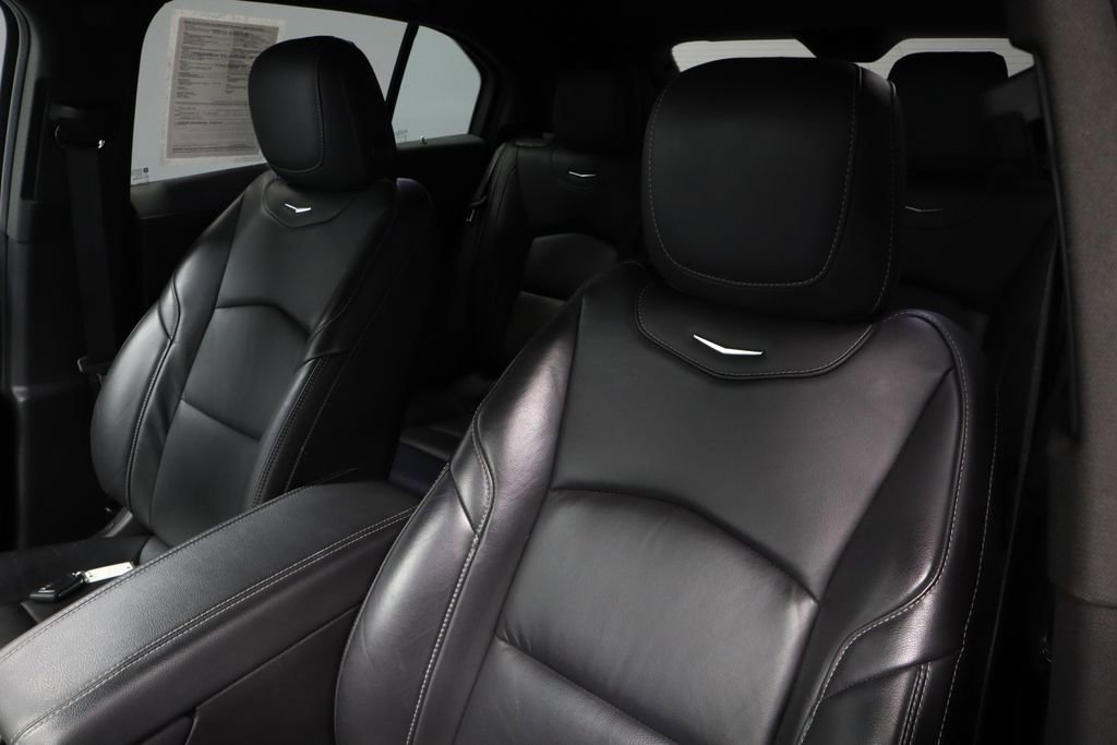 Used 2024 Cadillac XT4 Premium Luxury image 28