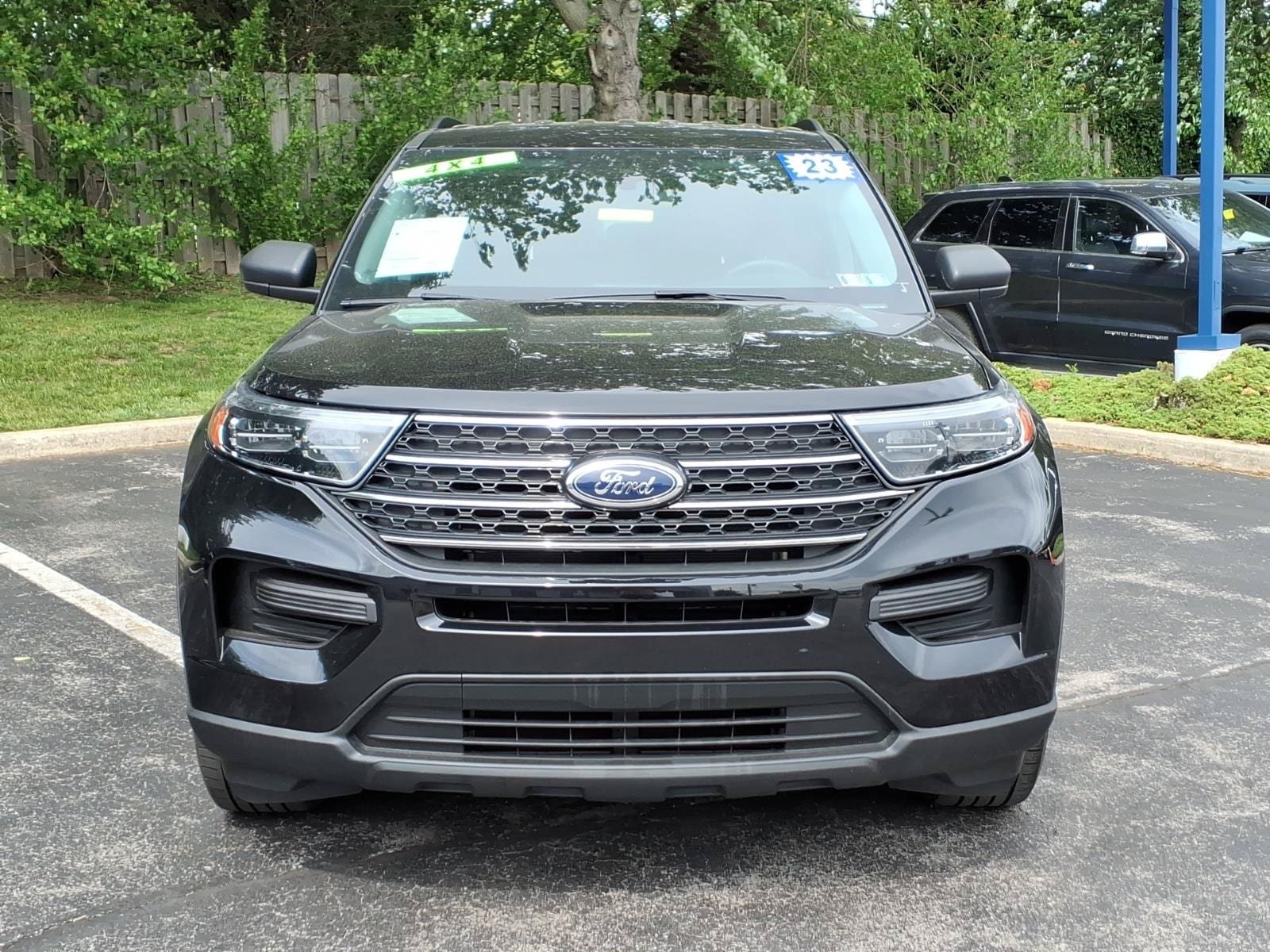 Certified 2023 Ford Explorer XLT AWD/4WD image 9