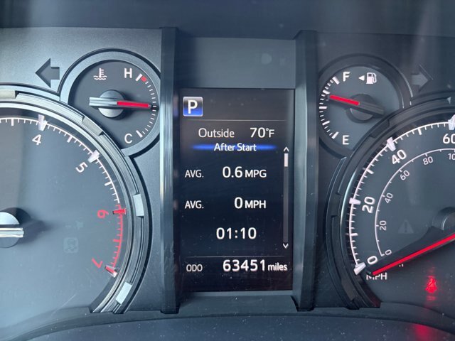 Used 2021 Toyota 4Runner SR5 AWD/4WD image 10