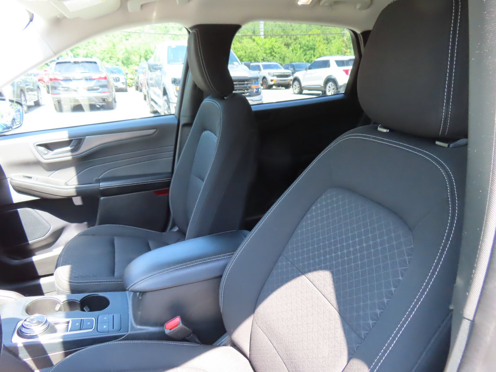 Certified 2024 Ford Escape Active AWD/4WD image 27