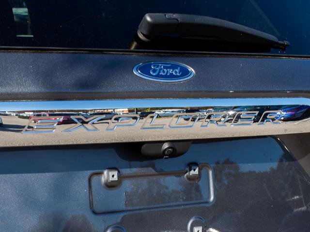 Certified 2021 Ford Explorer XLT w/ Class III Trailer Tow Package image 10