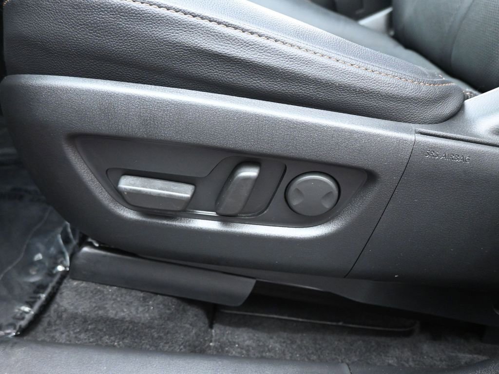 Used 2024 MAZDA CX-90 Plug-In Hybrid w/ Preferred image 11