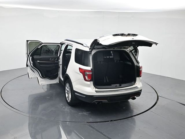 Certified 2018 Ford Explorer Limited w/ Class II Trailer Tow Package image 46