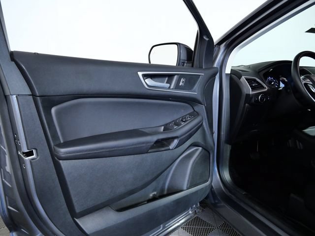 Certified 2024 Ford Edge SEL w/ Convenience Package AWD/4WD image 16