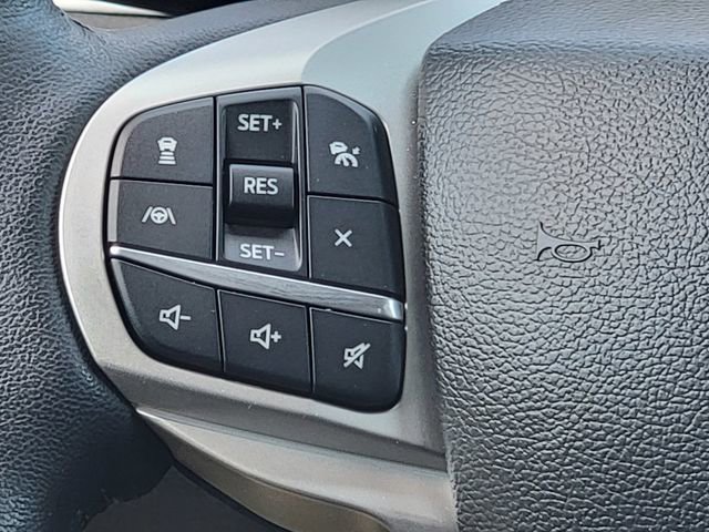 Certified 2023 Ford Explorer XLT w/ Equipment Group 202A AWD/4WD image 34