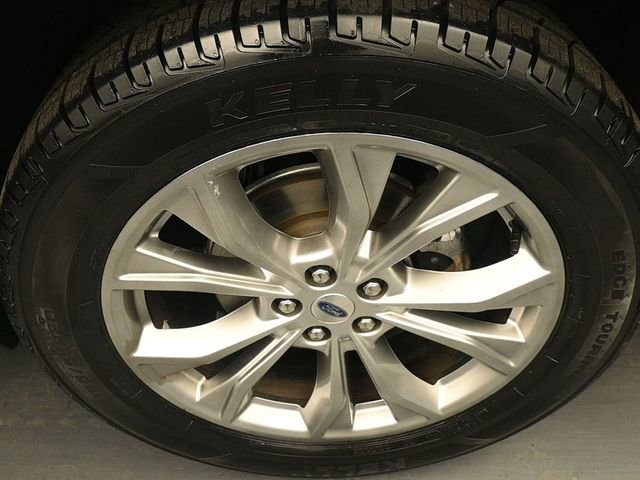 Certified 2020 Ford Explorer XLT w/ Equipment Group 202A image 9