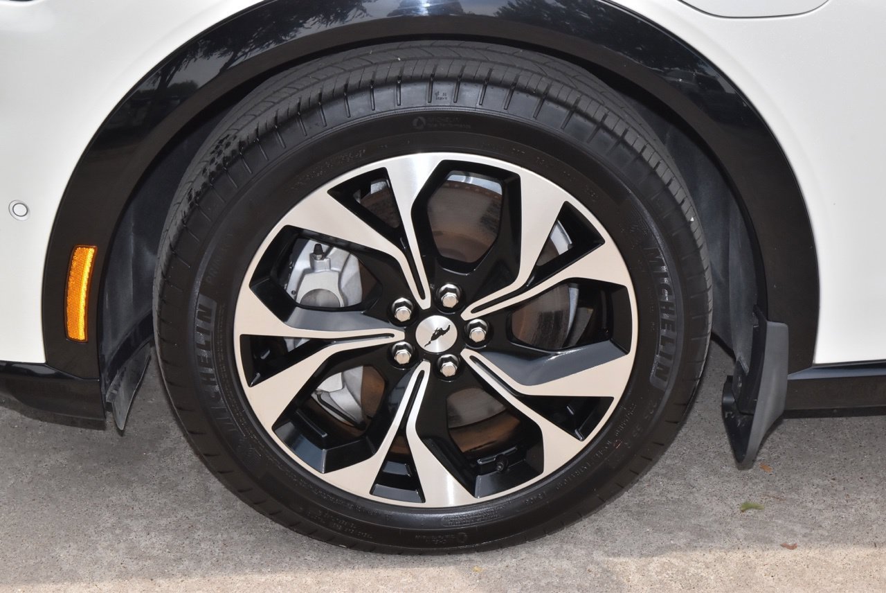 Certified 2021 Ford Mustang Mach-E Premium RWD image 39