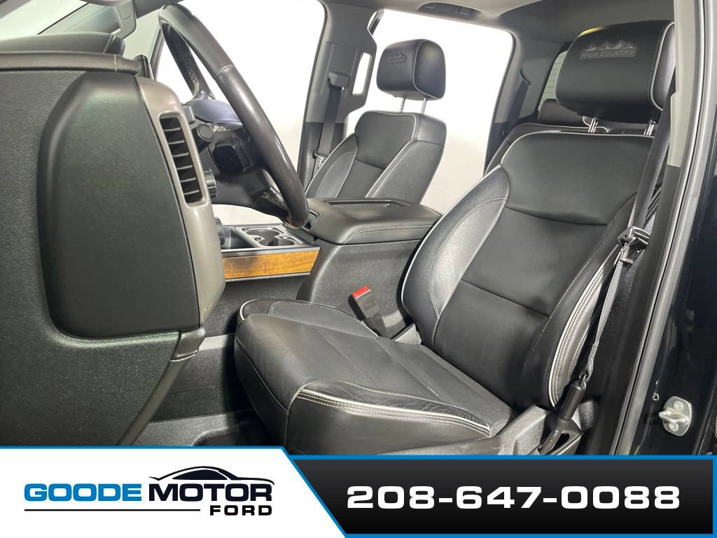 Used 2018 Chevrolet Silverado 1500 High Country AWD/4WD image 11