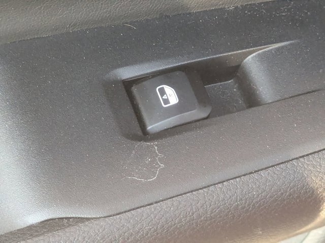 Used 2023 Jeep Compass Trailhawk image 28