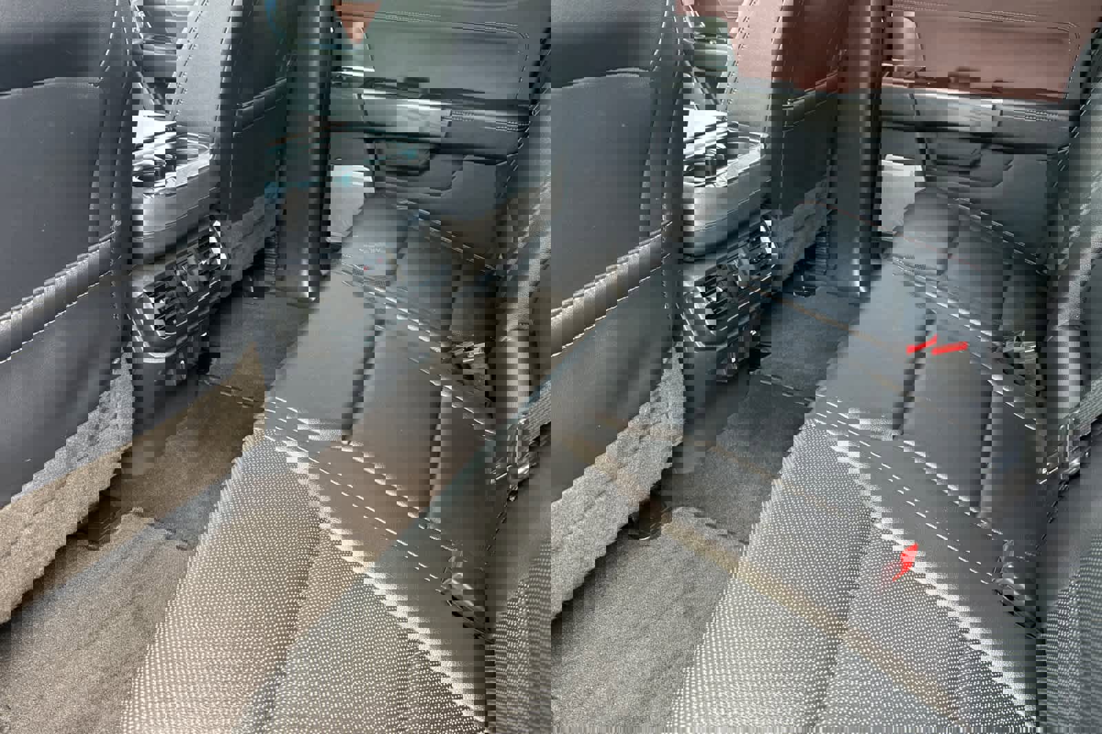 Certified 2023 Ford F150 Lariat w/ Equipment Group 502A High image 4