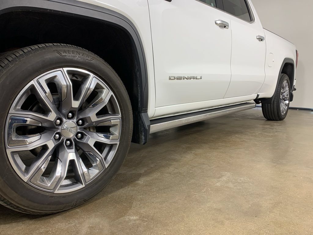 Used 2023 GMC Sierra 1500 Denali w/ Denali Reserve Package AWD/4WD image 2