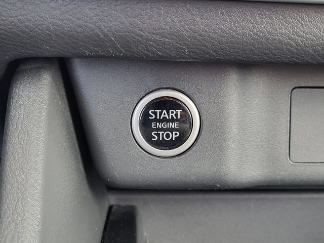 Used 2023 Nissan Rogue SV FWD image 28