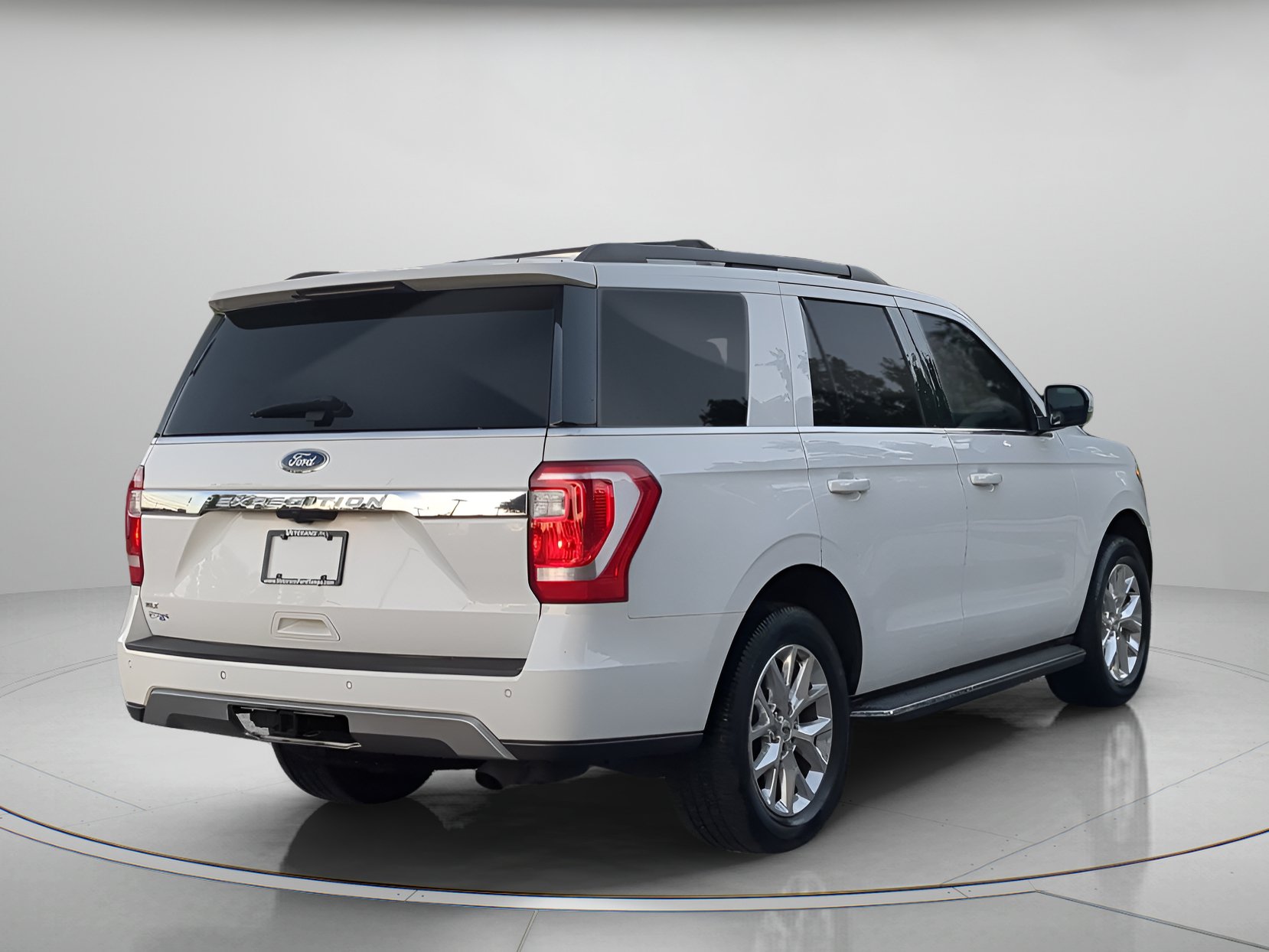 Certified 2021 Ford Expedition XLT RWD image 40