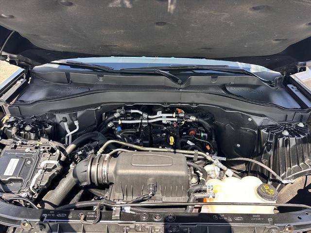Certified 2023 Ford Explorer XLT w/ Equipment Group 202A RWD image 30
