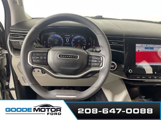 Used 2022 Jeep Wagoneer Series II AWD/4WD image 12