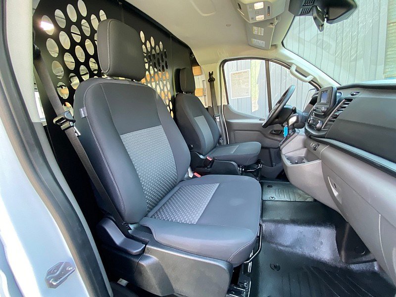 Certified 2025 Ford Transit 250 Low Roof w/ Exterior Upgrade Package RWD image 27