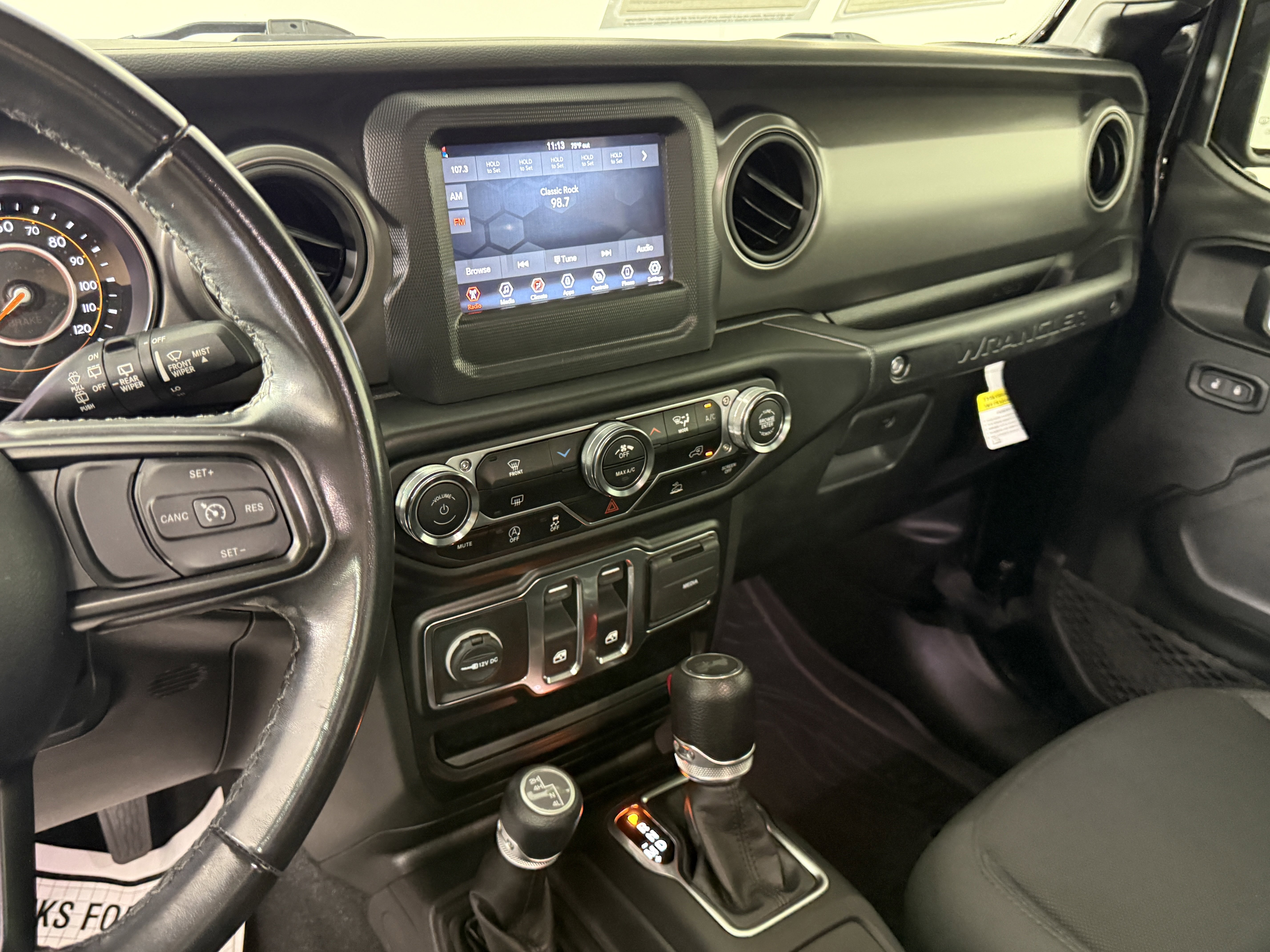 Used 2022 Jeep Wrangler Sport S image 13