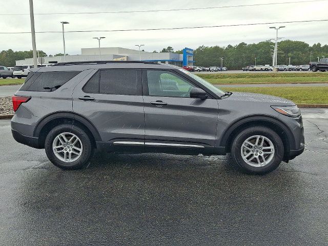 Certified 2025 Ford Explorer Active AWD/4WD image 32
